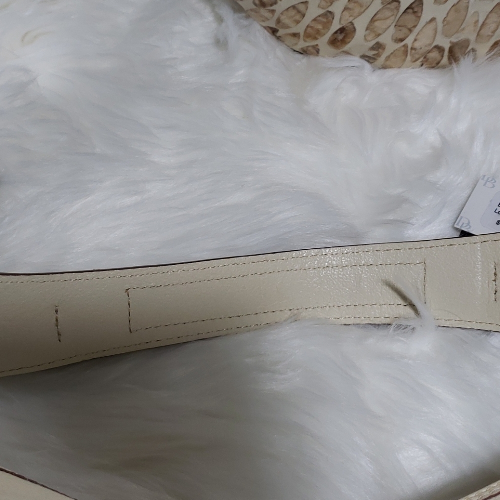 Designer Handbag - Picture 6 of 12